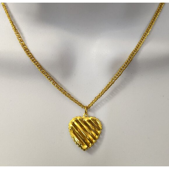 Gold Slotted Heart Necklace And Earring Set - Picture 1 of 6